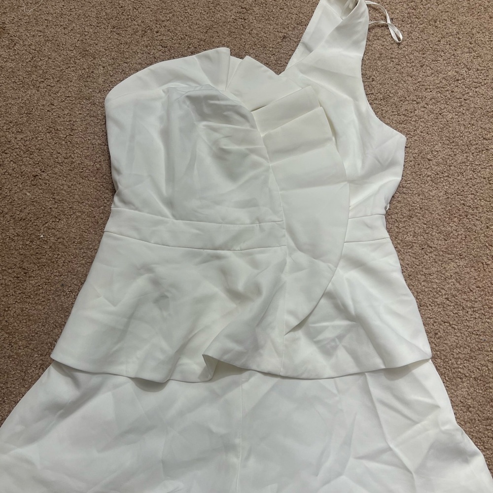 Elegant White One-Shoulder Dress